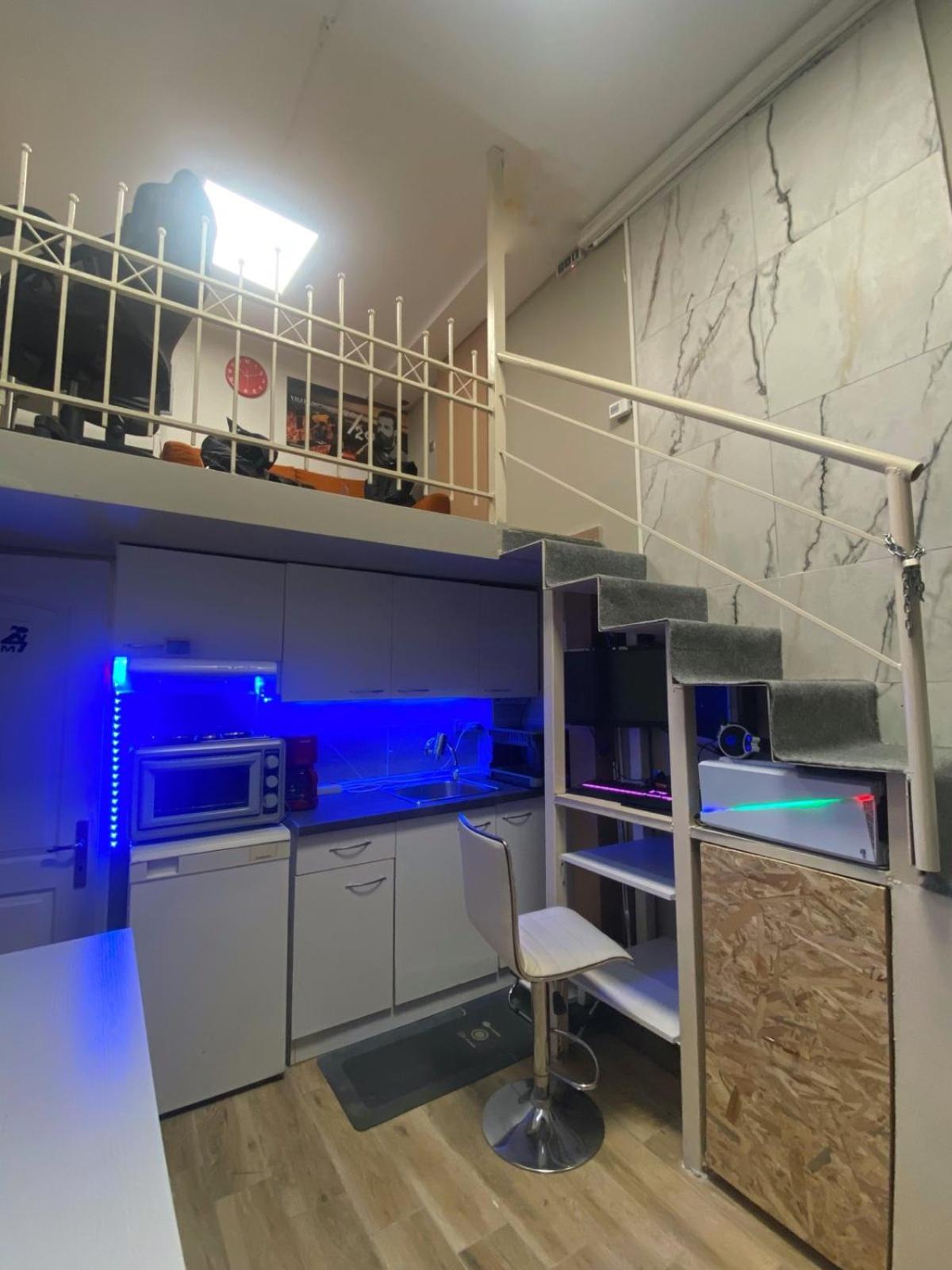 Office Home By Vilfredo 塞萨洛尼基 外观 照片